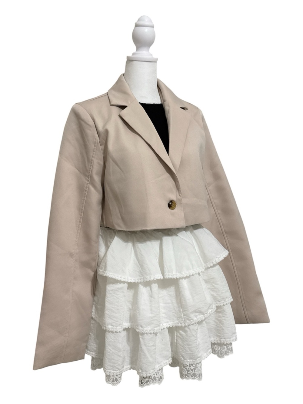Beige Cropped Blazer Long Sleeve Cute Crop Top w Button Casual Office Outerwear